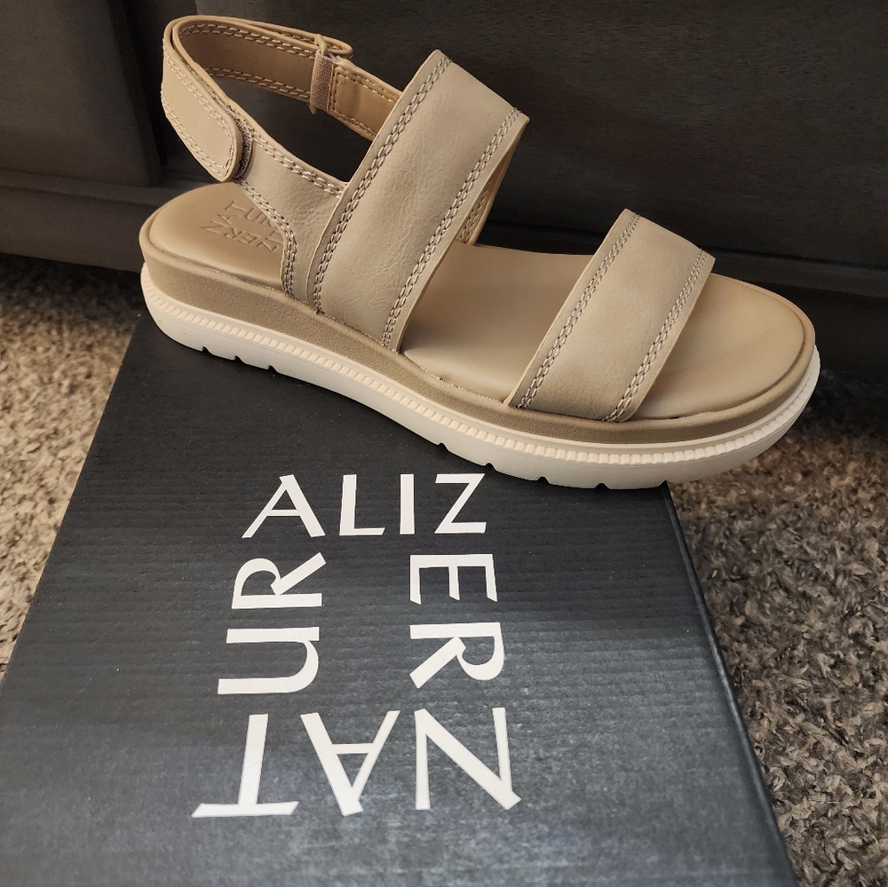 Naturalizer Beige Platform Sandal - Comfort Strappy Women's Shoe